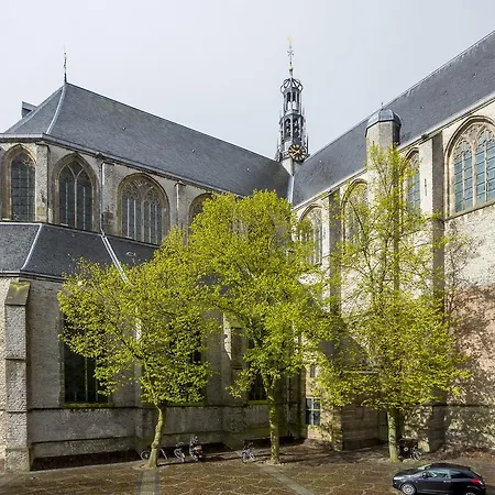 Otel Slapen Bij Hofman